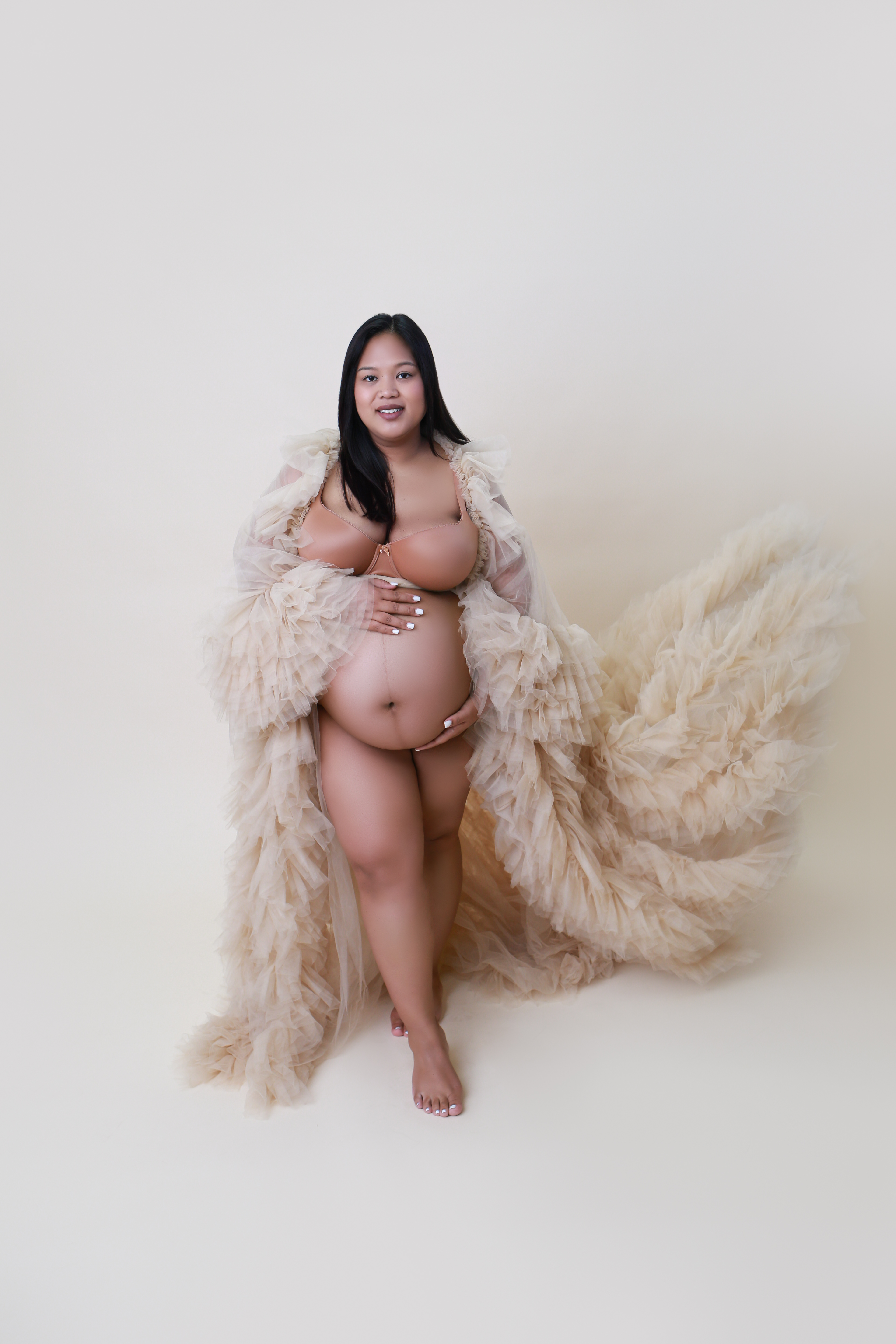 newborn big spring tx midland tx ODESSA tx studio photographer cake smash photographer award winning photographer Lubbock, tx Abilene, tx San Angelo, tx maternity
