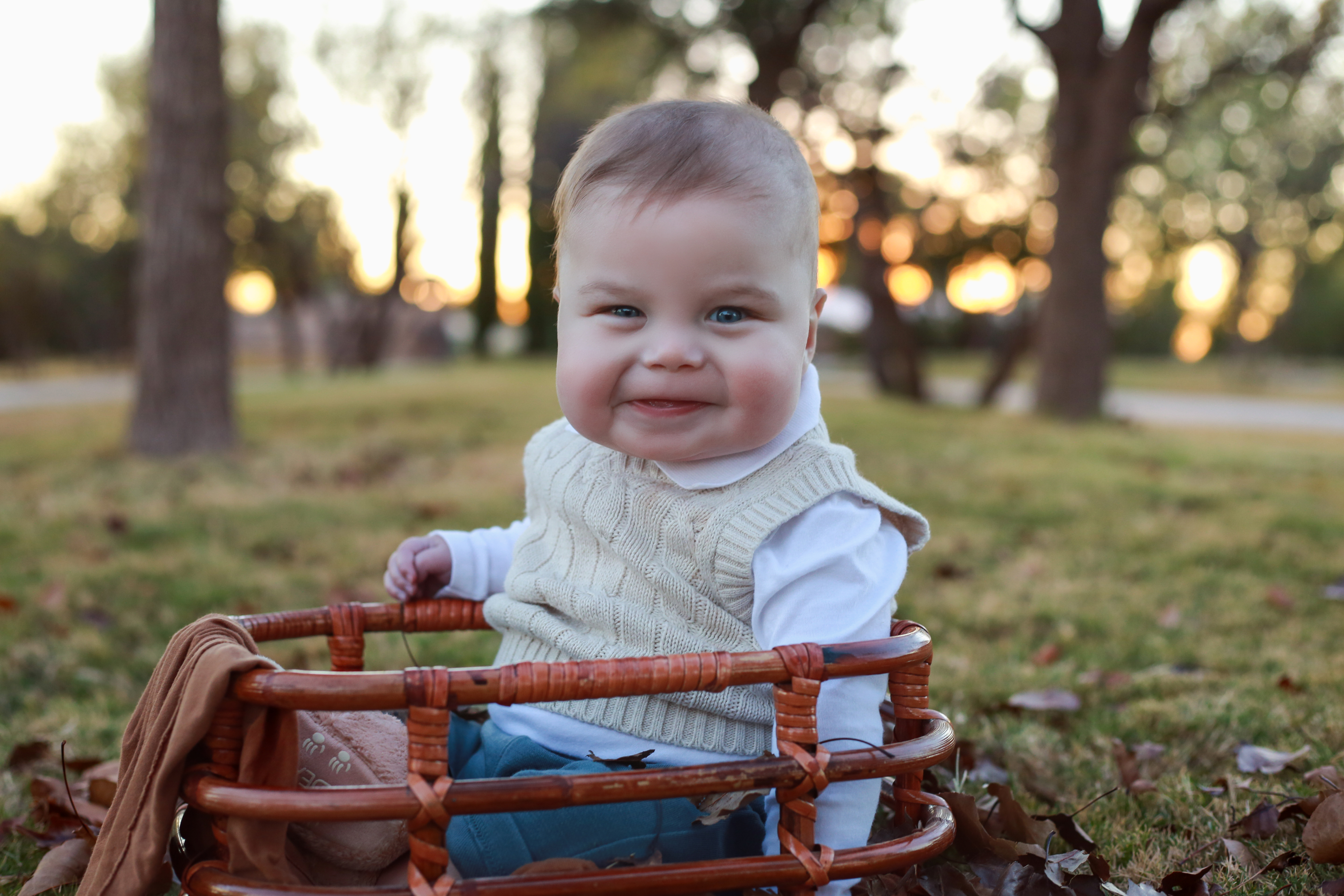 family big spring tx midland tx ODESSA tx studio photographer cake smash photographer award winning photographer Lubbock, tx Abilene, tx San Angelo, tx maternity baby