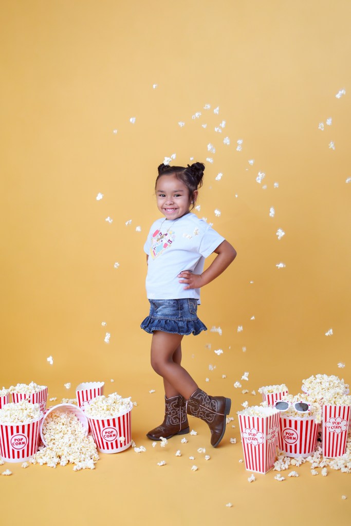 Poppin’ Back into School!  Fall School&nbsp;Pictures!
