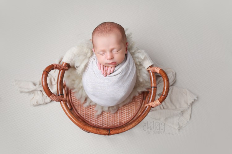 Big News! Meet the Brand-New Petite Newborn&nbsp;Sessions!